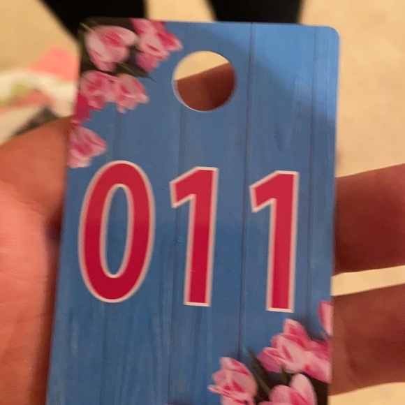 Handmade Vintage Farmhouse Quilt 72 x 86" - Picture 10 of 10